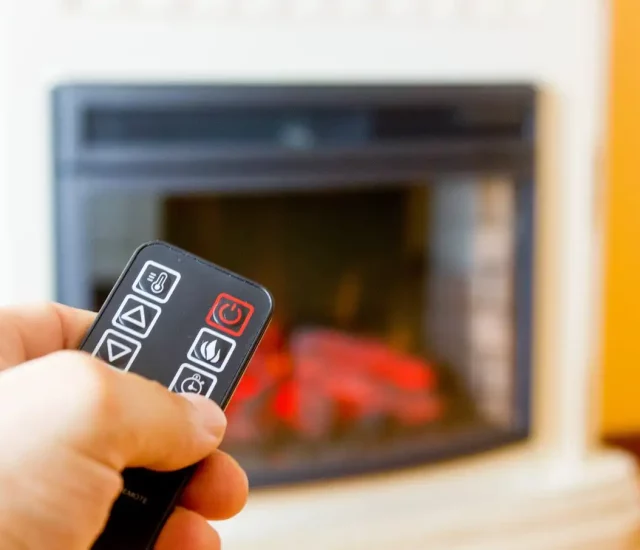 kominek elektryczny sterowany pilotem